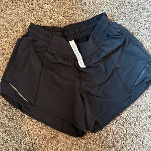 lululemon Hotty Hot Low Rise 4” Black - Women's Athletic Shorts